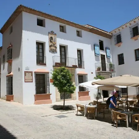 라 콜레히아타 데 아파트 *